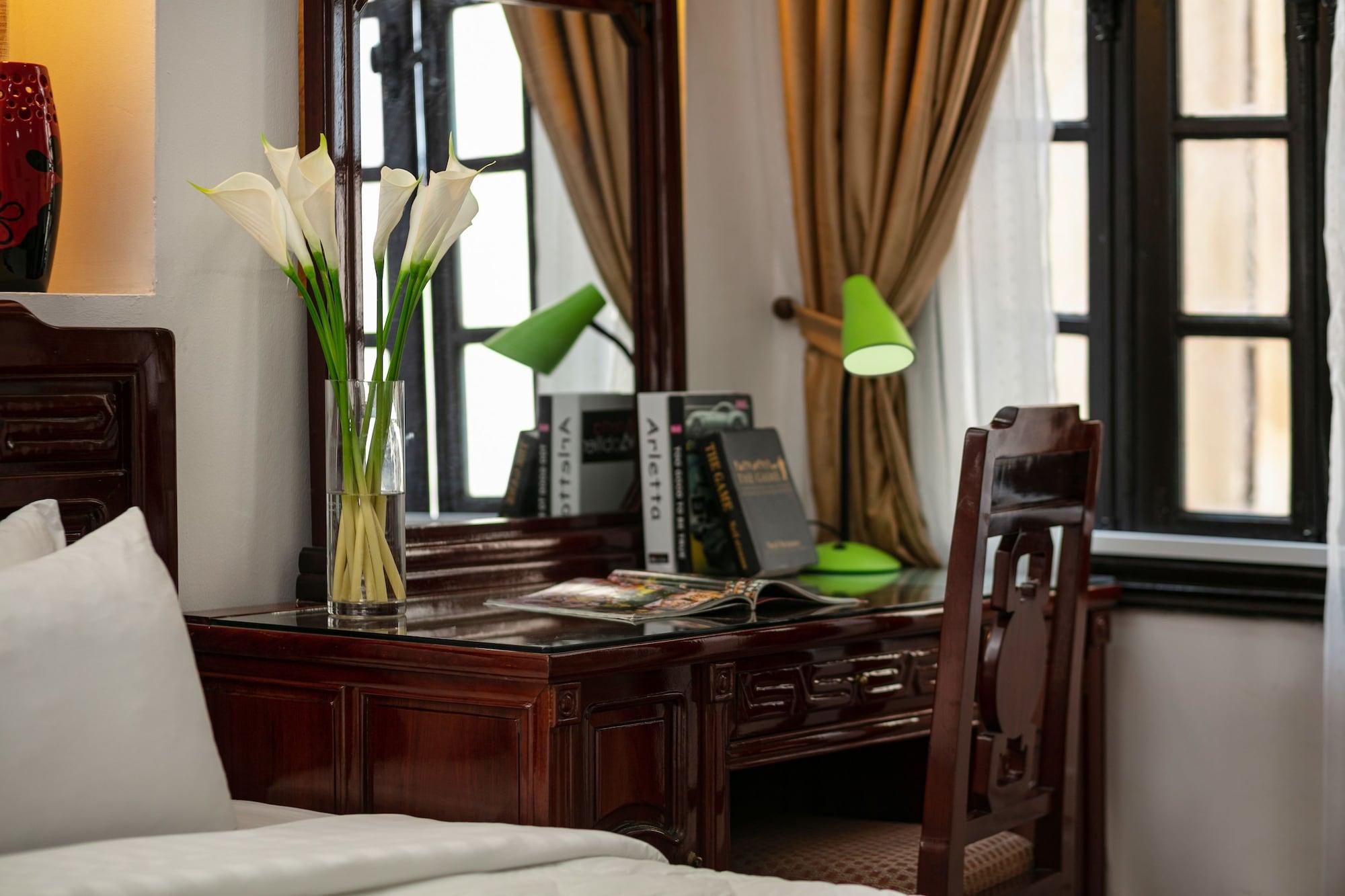 Little Diamond Hotel Hanoi Bagian luar foto