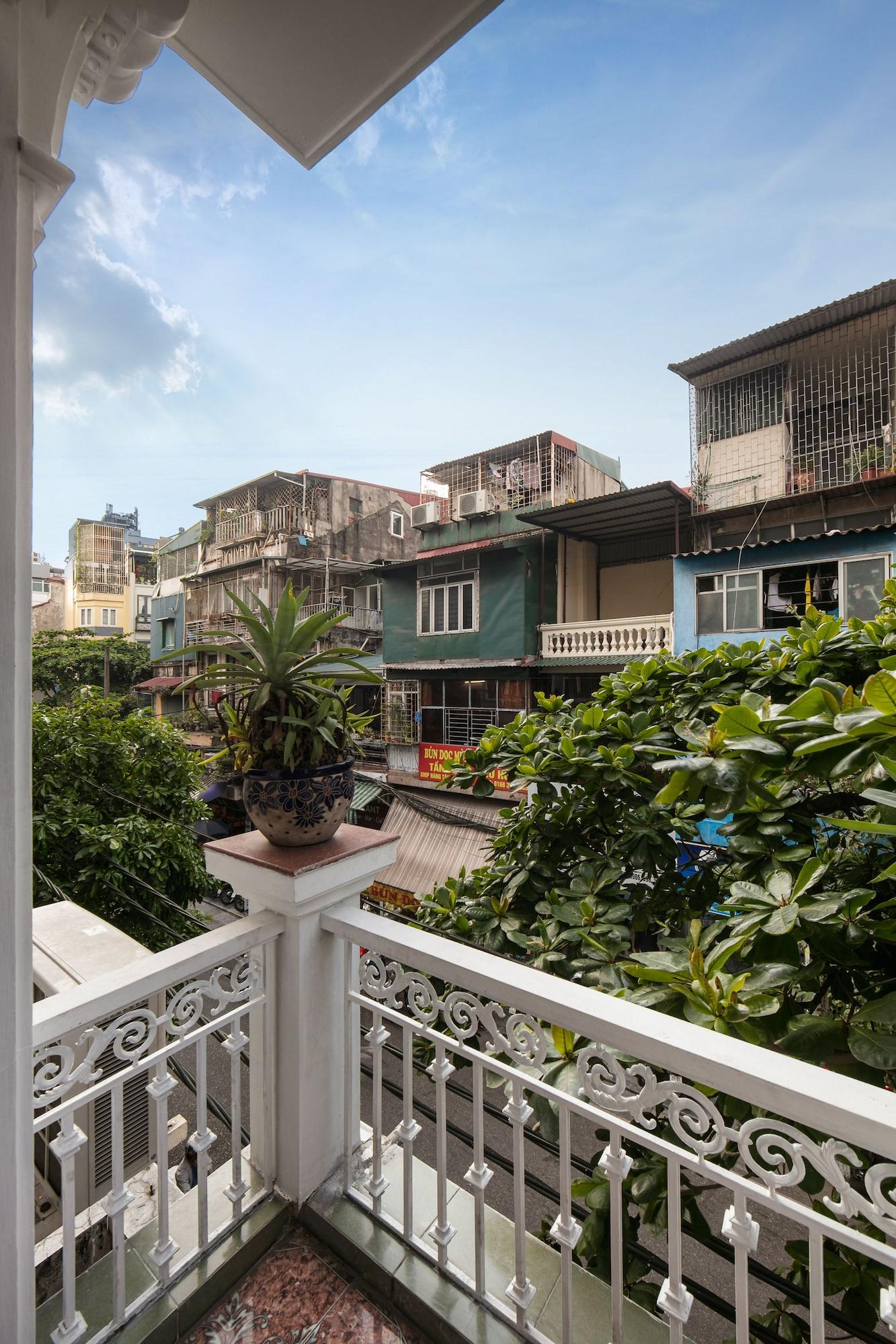 Little Diamond Hotel Hanoi Bagian luar foto
